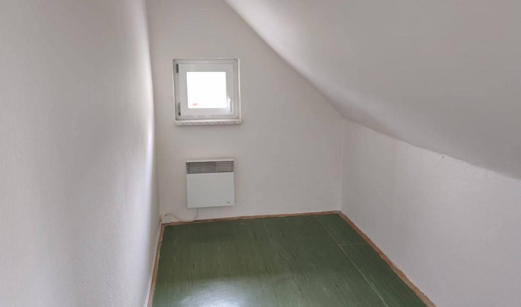 Prodej bytu 2+1 68 m², Stachy – náhled fotky 15