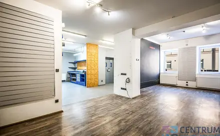 Prodej obchodních prostor 146 m², Svobody, Liberec - Liberec XV-Starý Harcov