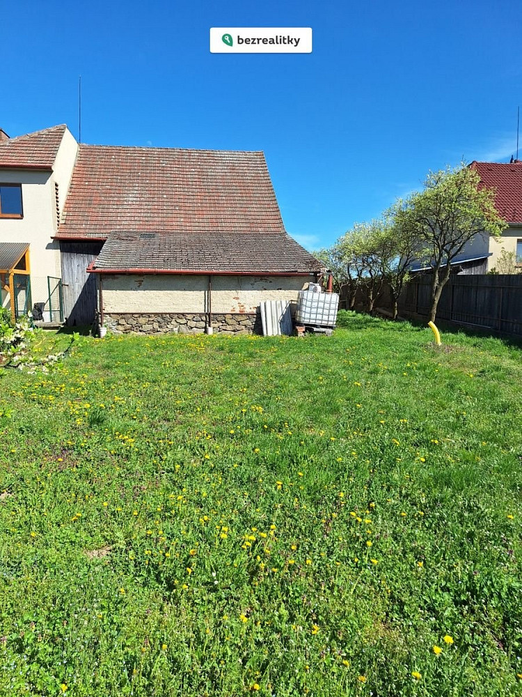 Prodej domu 671 m² s pozemkem 671 m² – pohled 3