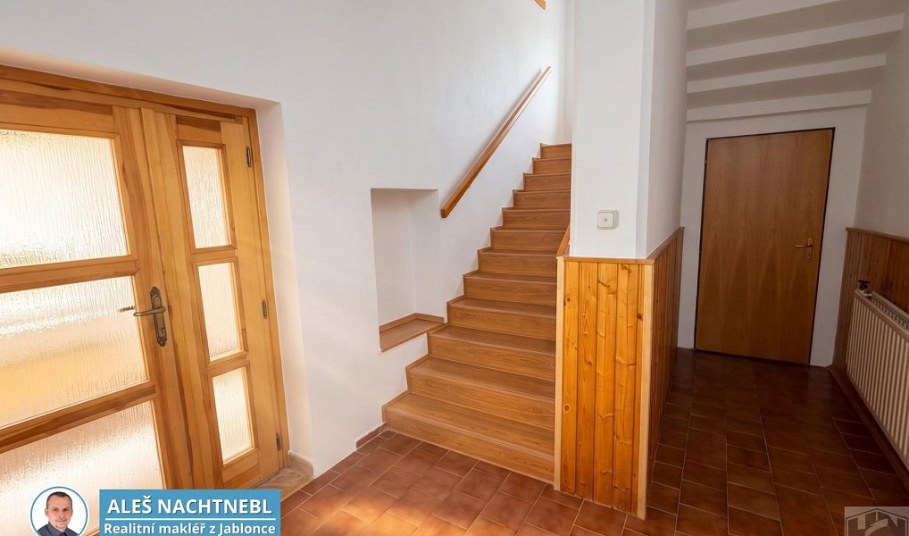Prodej domu 330 m² s pozemkem 469 m², Jablonec nad Nisou – náhled fotky 12