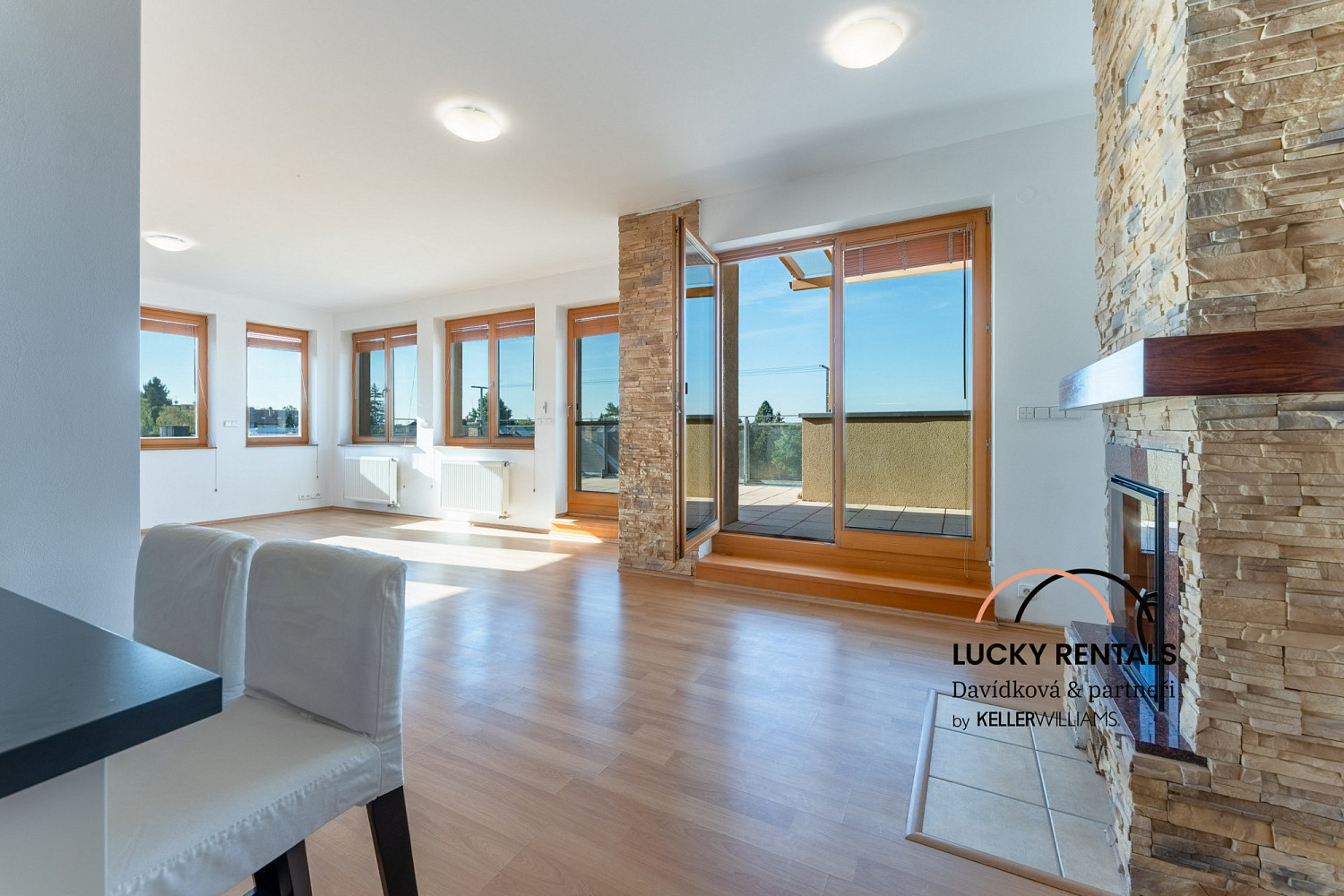 Pronájem bytu 3+kk 97 m²