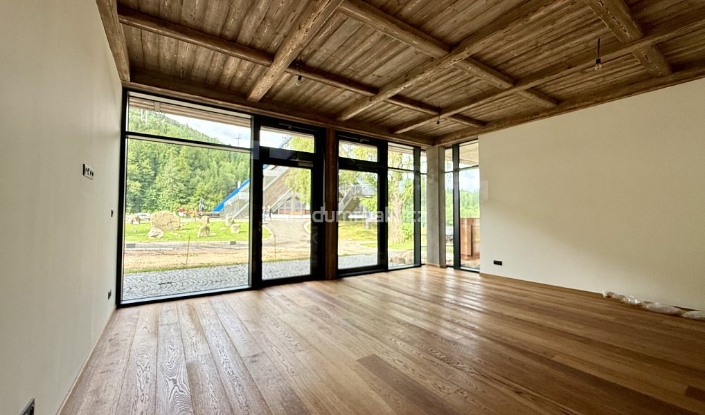 Prodej obchodních prostor 45 m², Harrachov – náhled fotky 3