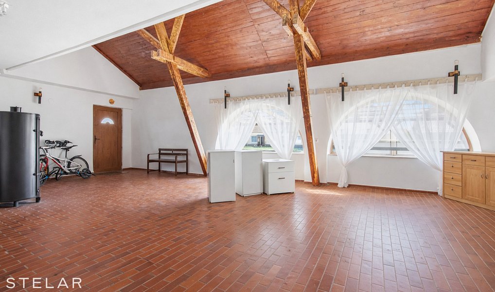 Prodej domu 476 m² s pozemkem 3 188 m², Březí – náhled fotky 4