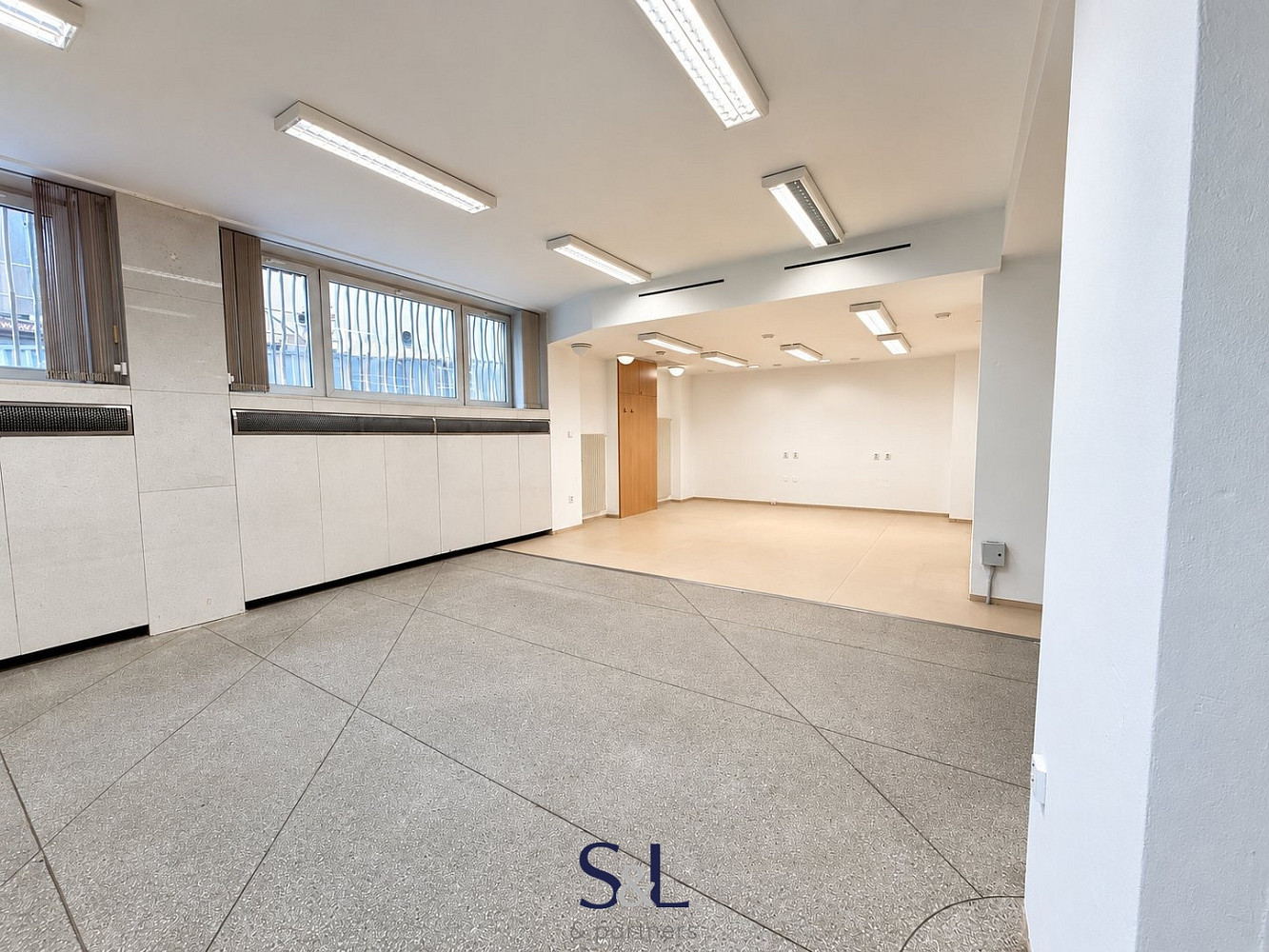 Pronájem obchodních prostor 119 m² – fotografie 4