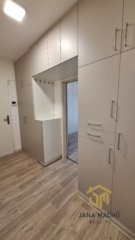 Prodej bytu 2+1 56 m² – fotografie 4
