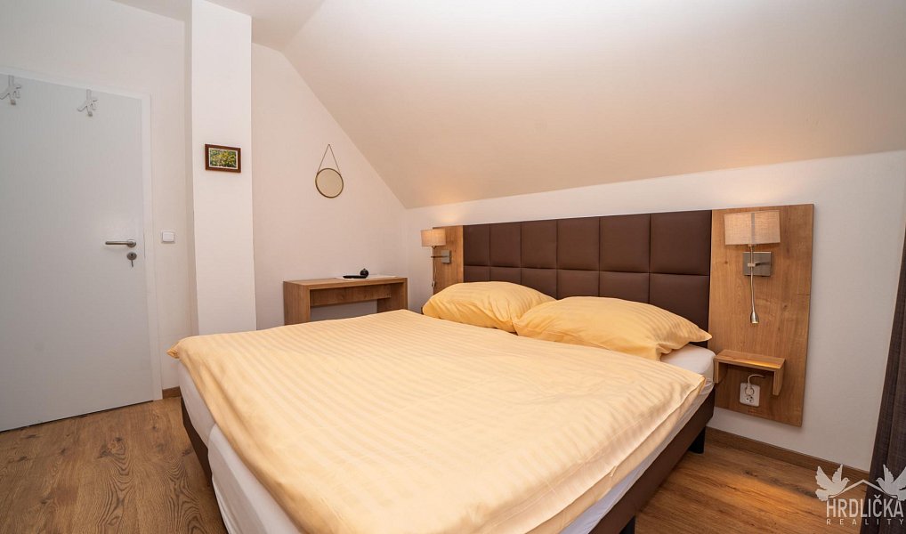 Prodej domu 96 m² s pozemkem 365 m², Frymburk – náhled fotky 18