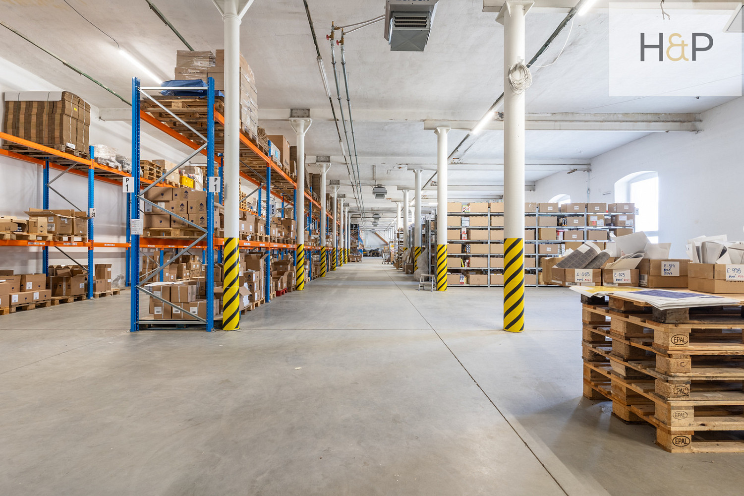 Pronájem skladovacích prostor 1 260 m² – fotografie 4