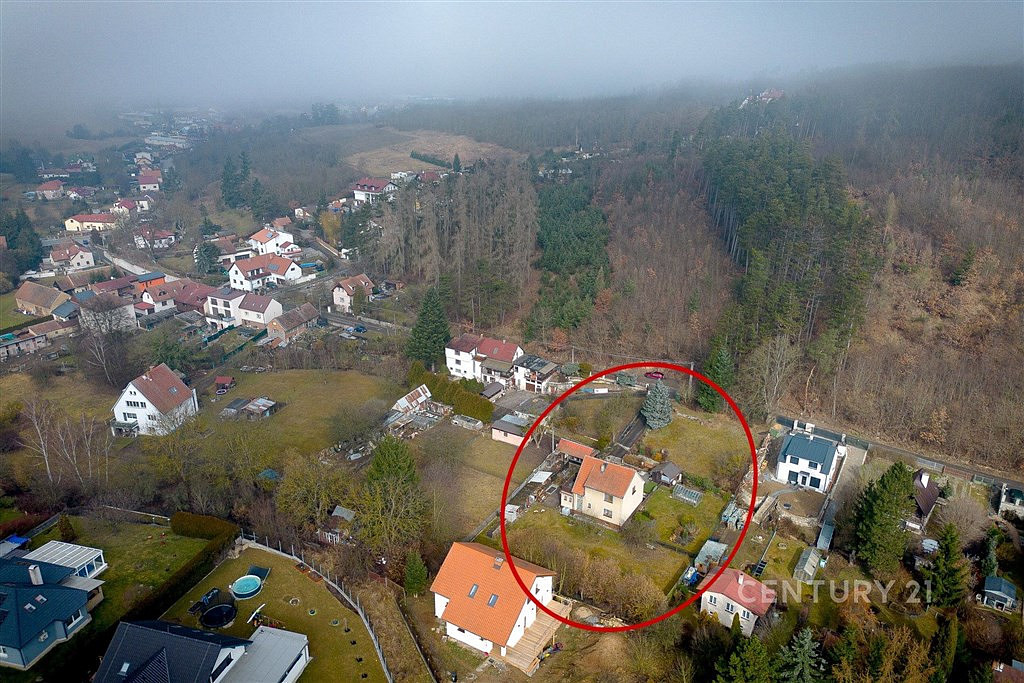 Prodej stavebního pozemku 2 000 m² – pohled 4