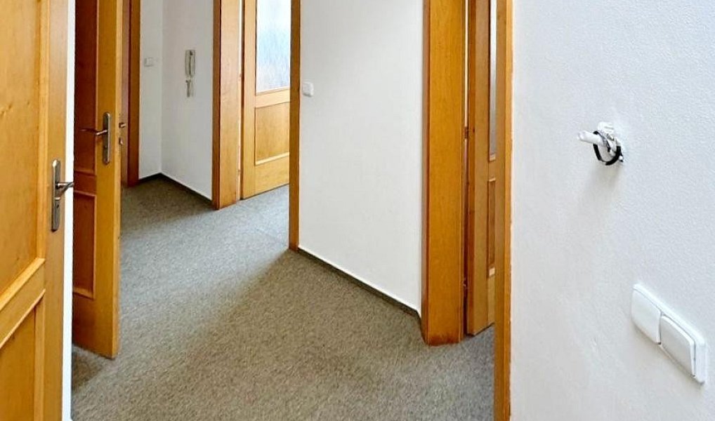 Pronájem bytu 3+1 80 m², Velké Meziříčí – náhled fotky 9