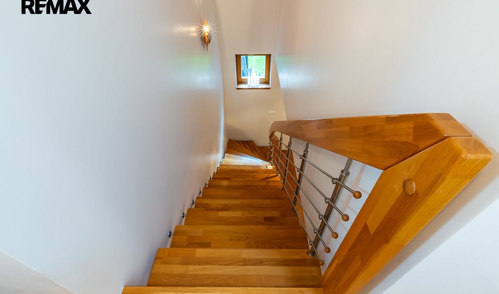 Prodej domu 306 m² s pozemkem 418 m², Praha – náhled fotky 21