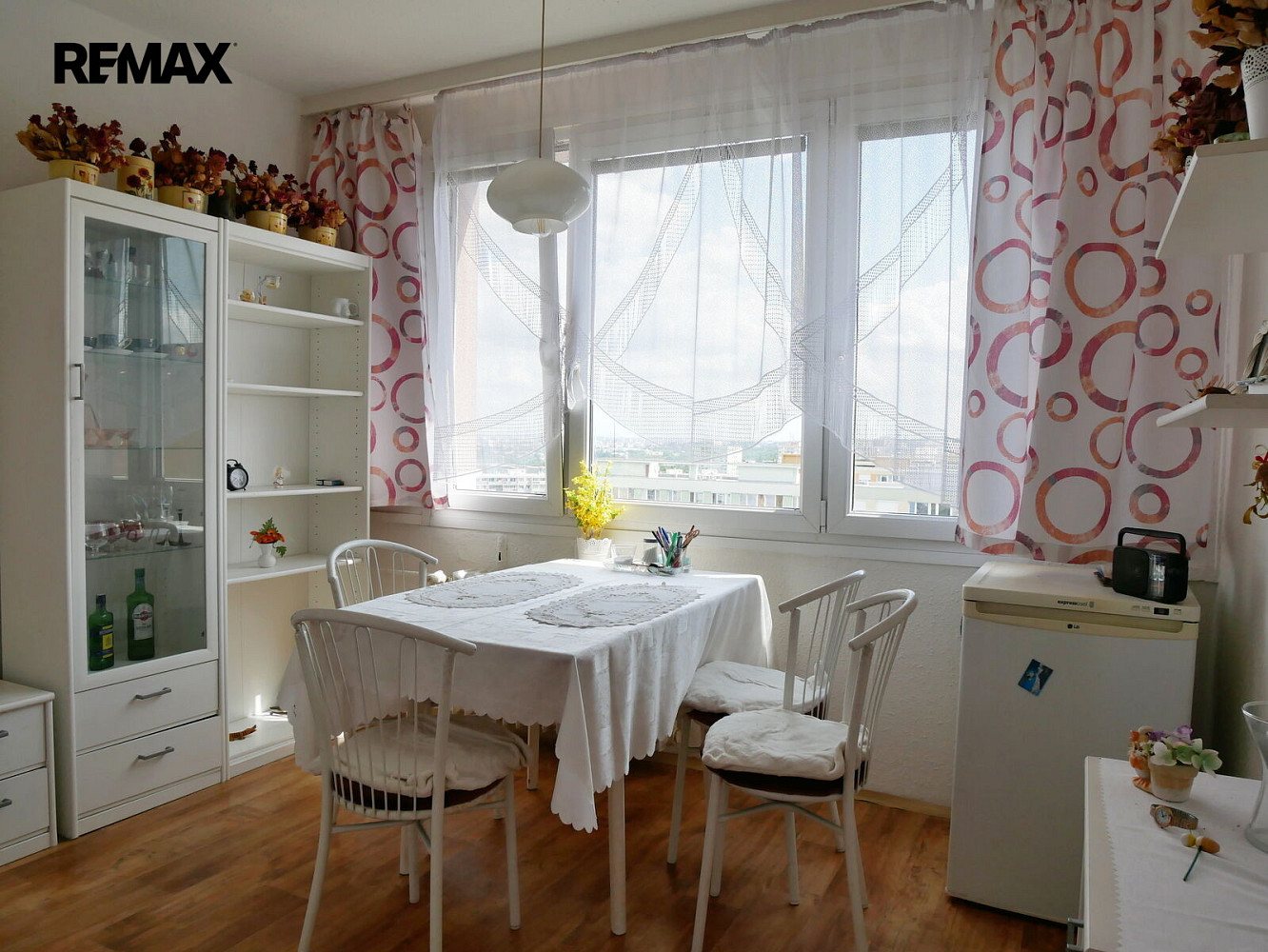 Prodej bytu 4+kk 73 m² – fotografie 2