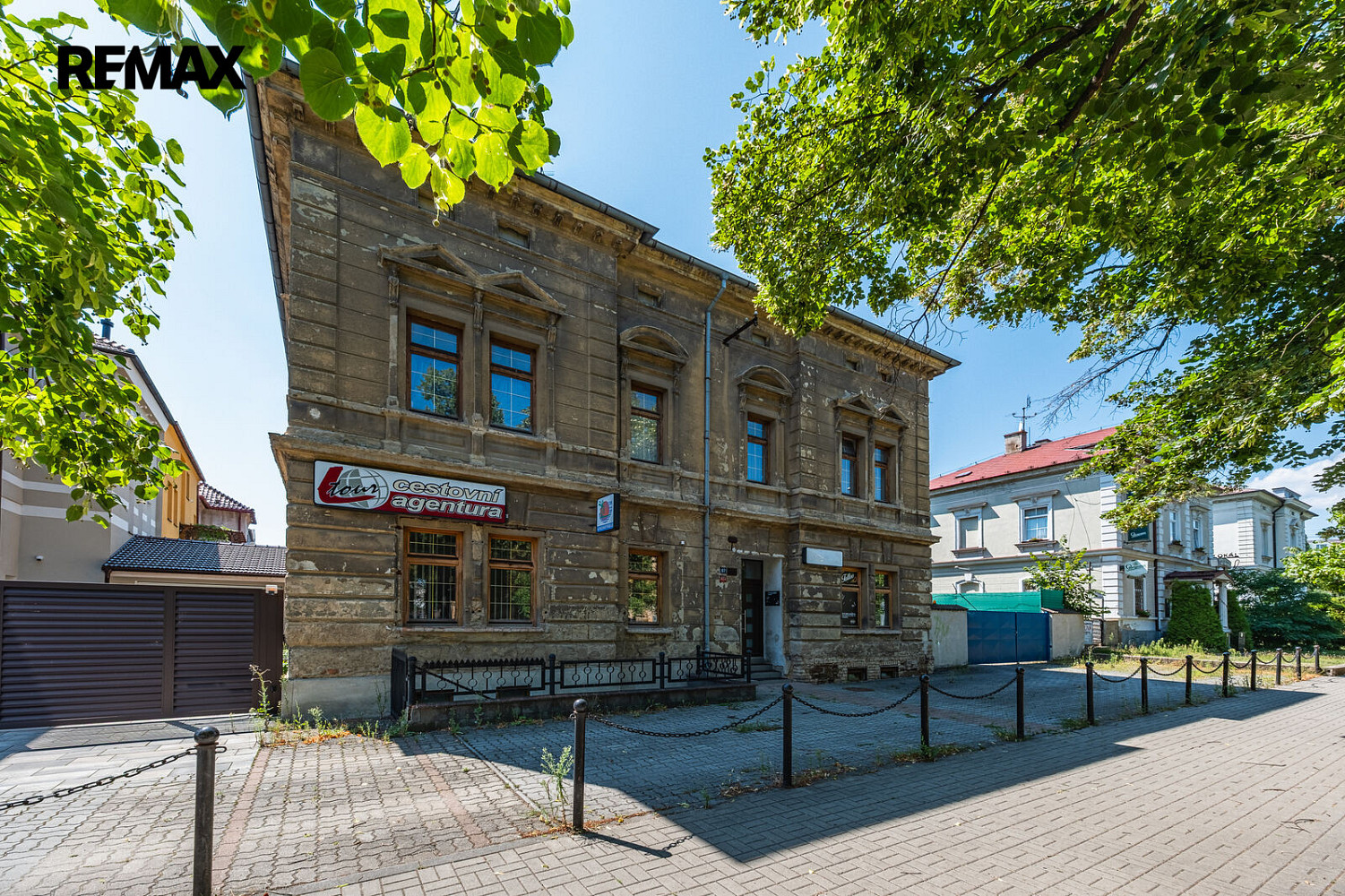 Prodej komerčního objektu (jiného typu) 400 m²