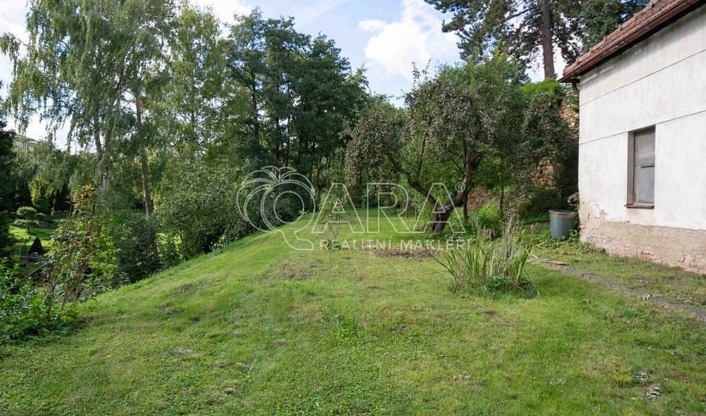 Prodej domu 200 m² s pozemkem 1 769 m², Zápy – náhled fotky 8