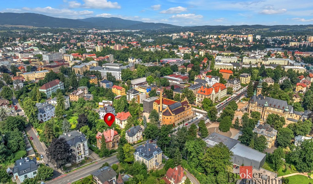 Prodej bytu 3+1 110 m², Liberec – náhled fotky 2