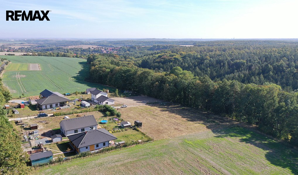 Prodej stavebního pozemku 1 431 m², Hradečno – náhled fotky 11