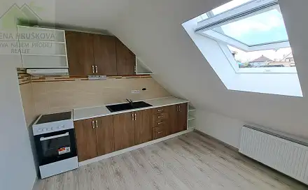 Pronájem bytu 2+1 60 m²