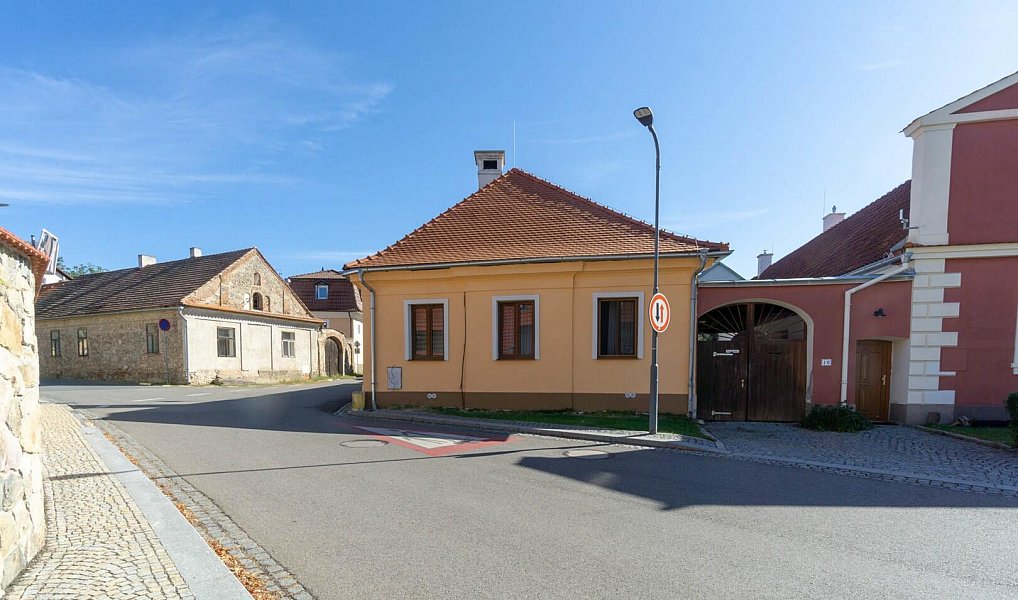 Prodej domu 130 m² s pozemkem 283 m², Pyšely – náhled fotky 2