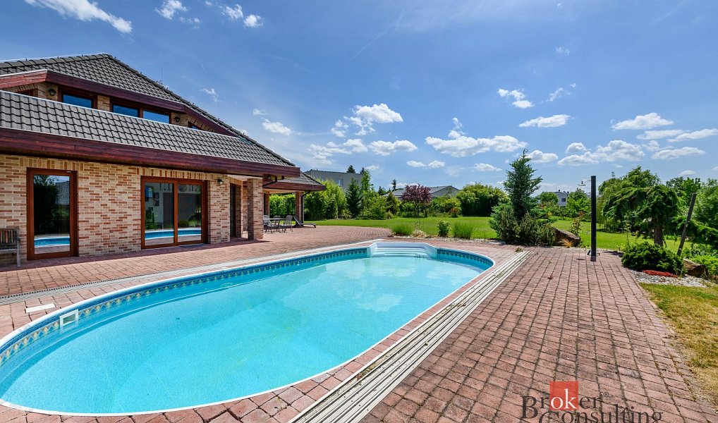 Prodej domu 372 m² s pozemkem 2 751 m², Štěnovice – náhled fotky 46