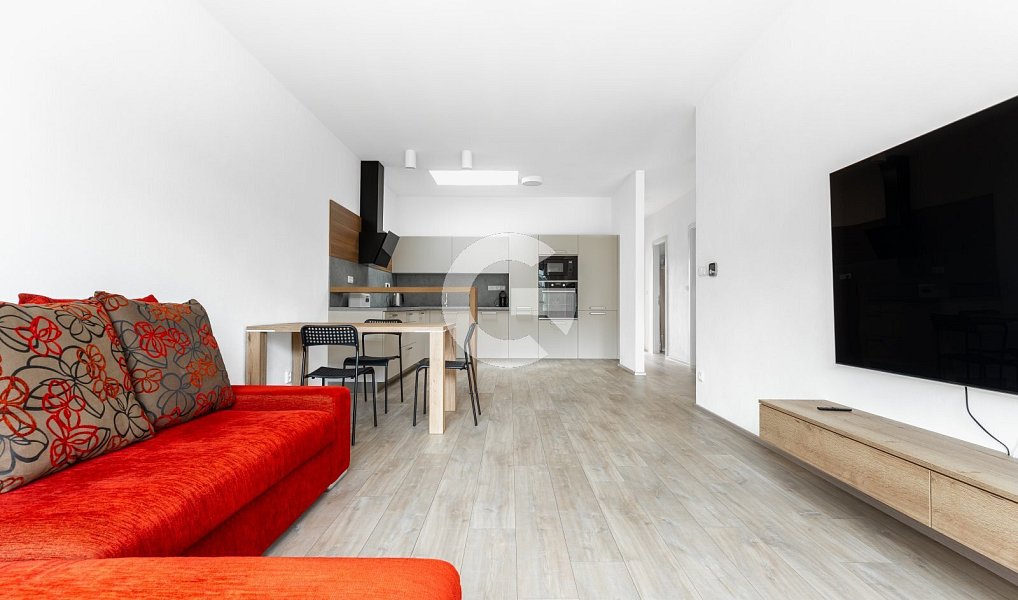Prodej domu 80 m² s pozemkem 334 m², Zlín – náhled fotky 3