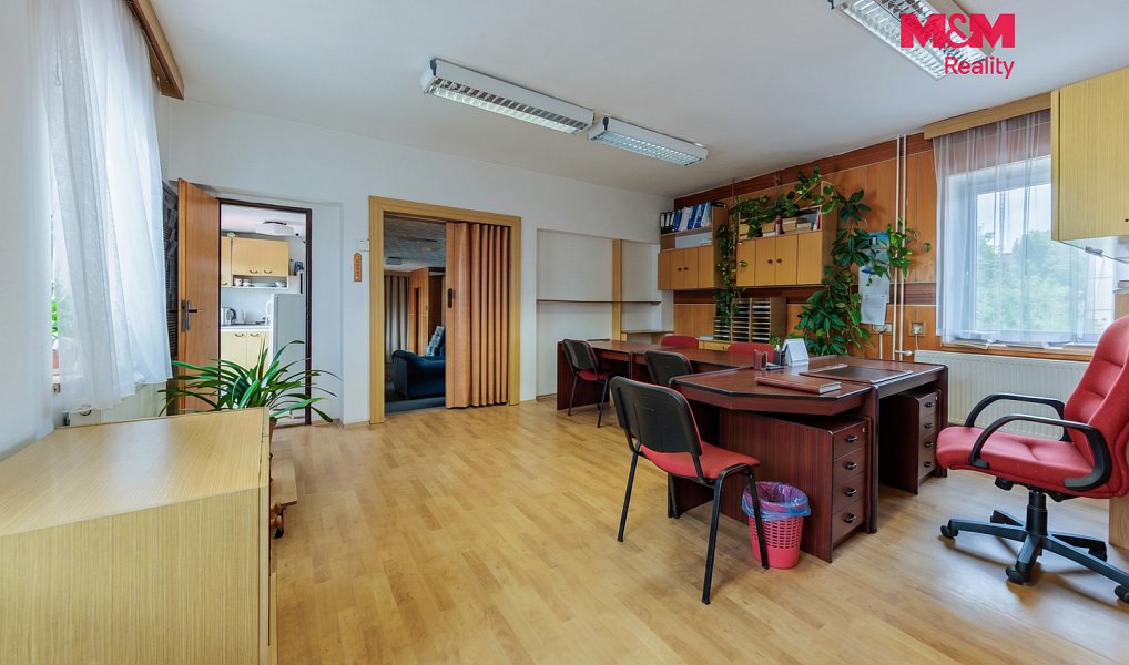 Prodej skladovacích prostor 900 m², Karlovy Vary – náhled fotky 13