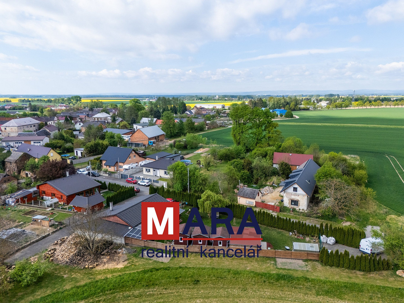 Prodej stavebního pozemku 1 268 m²