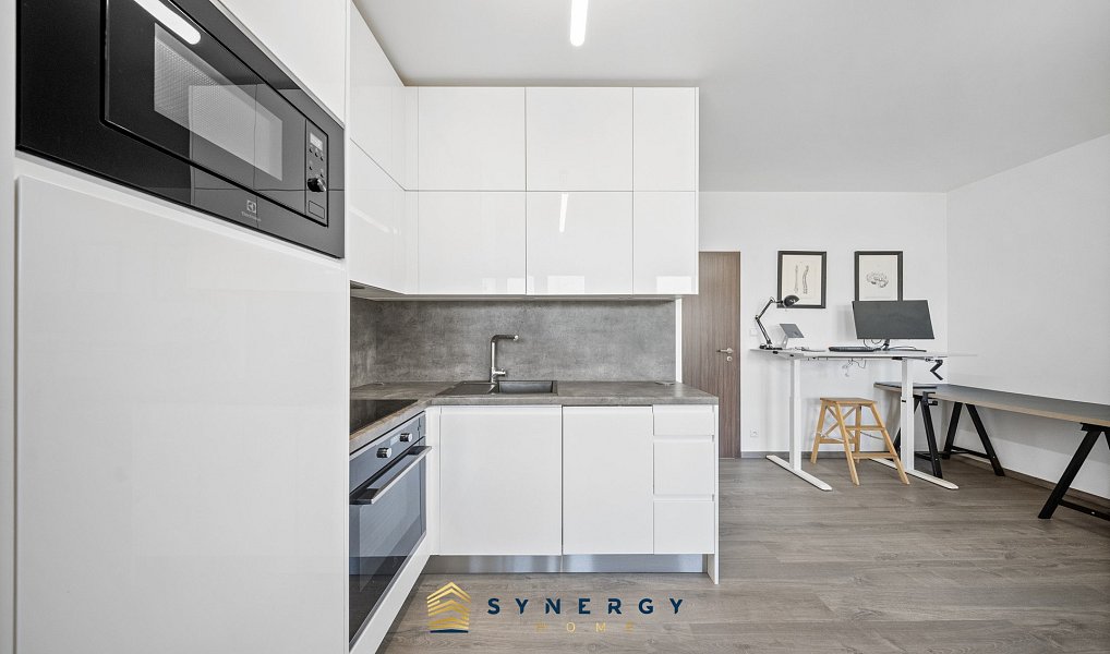 Prodej bytu 1+kk 38 m², Praha – náhled fotky 5