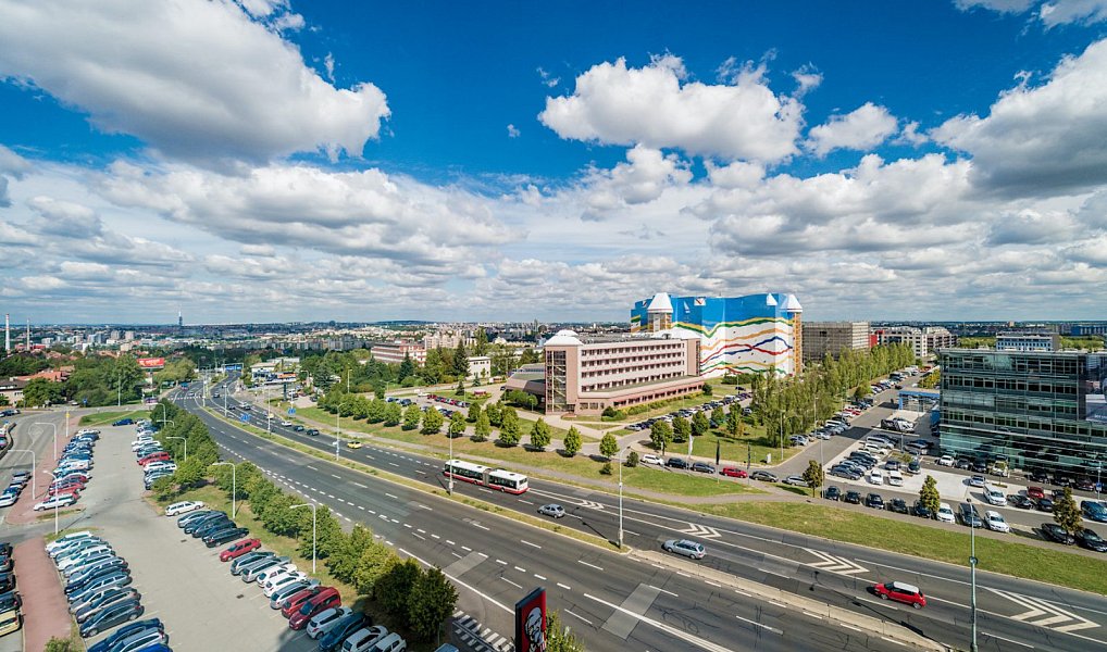 Pronájem kanceláře 120 m², Vestec – náhled fotky 7