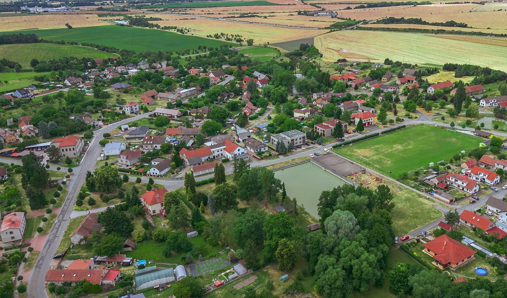 Prodej domu 865 m² s pozemkem 843 m², Klamoš – náhled fotky 13