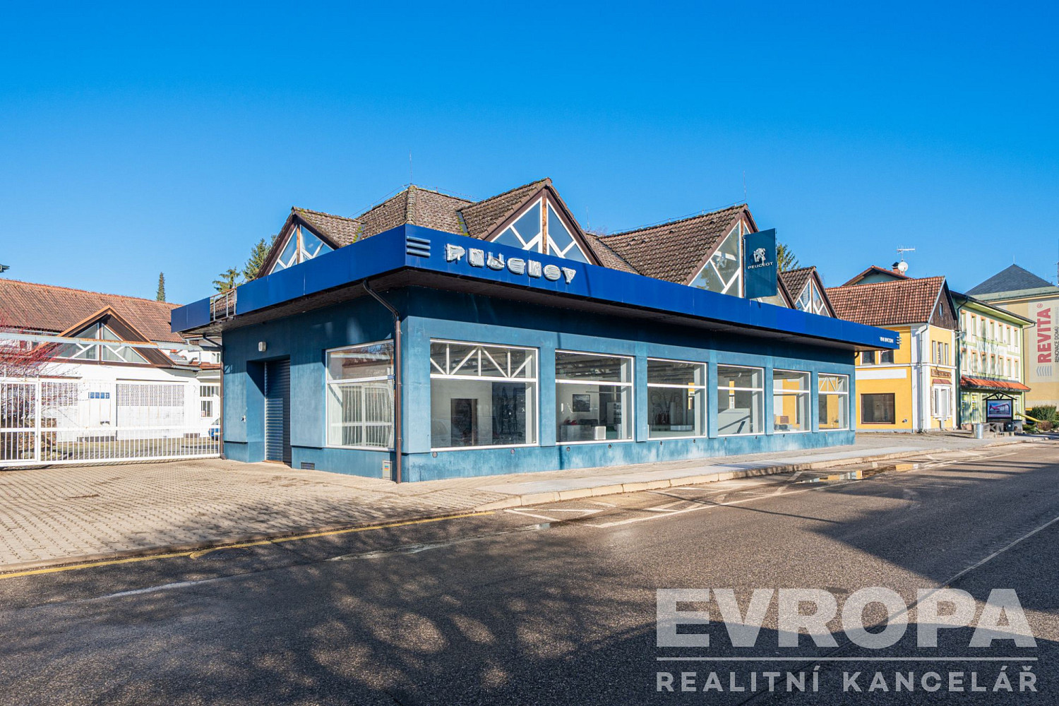 Prodej výrobních prostor 1 800 m² – fotografie 2