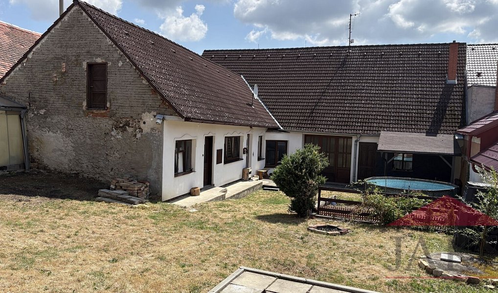 Prodej domu 200 m² s pozemkem 808 m², Želetava – náhled fotky 2