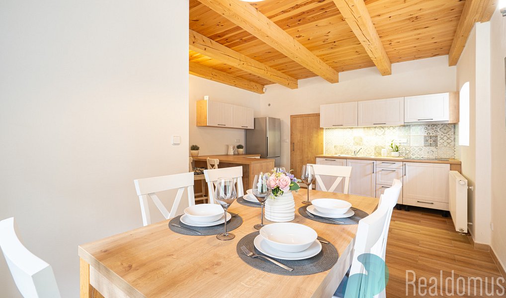 Prodej komerčního objektu (jiného typu) 302 m², Rožmberk nad Vltavou – náhled fotky 9