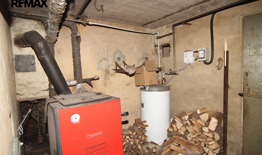 Prodej domu 110 m² s pozemkem 2 371 m², Toužim – náhled fotky 20