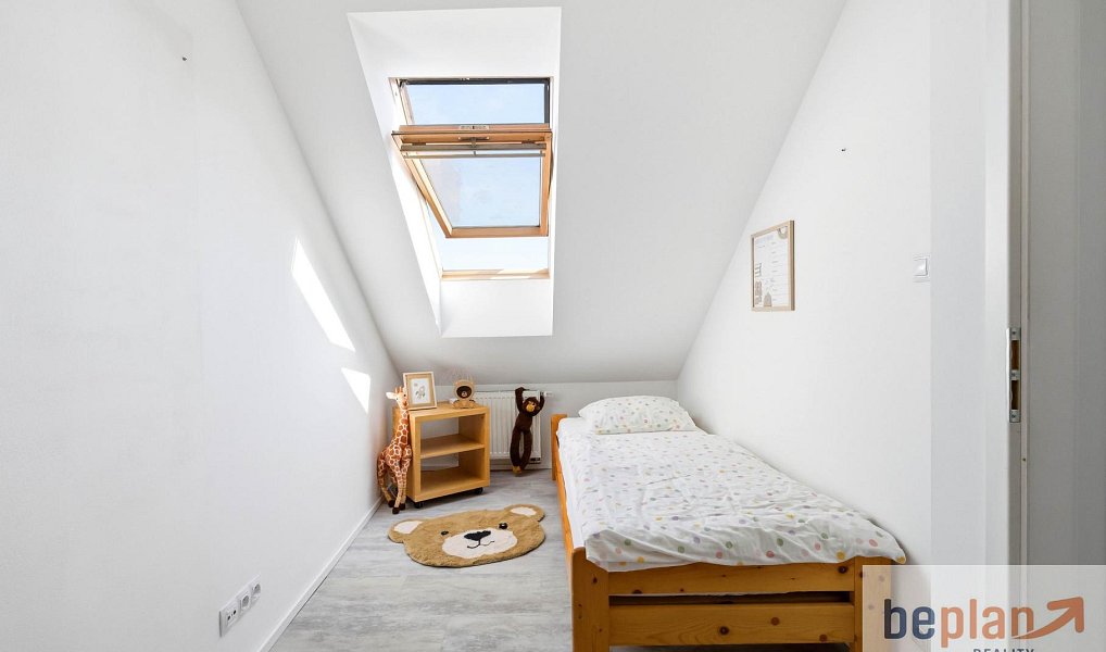Prodej domu 161 m² s pozemkem 530 m², Kamenice – náhled fotky 11