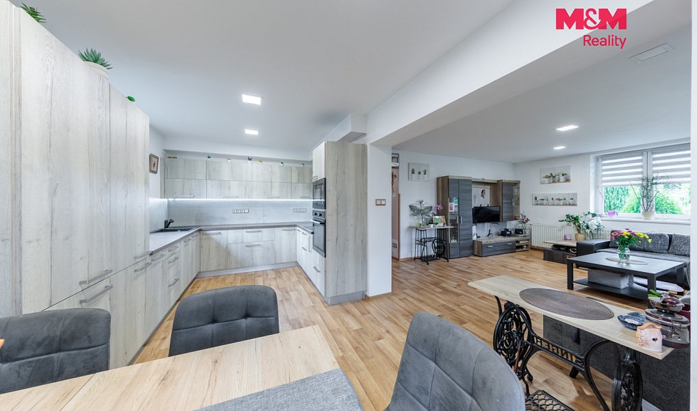 Prodej domu 330 m² s pozemkem 704 m², Karlovy Vary – náhled fotky 5
