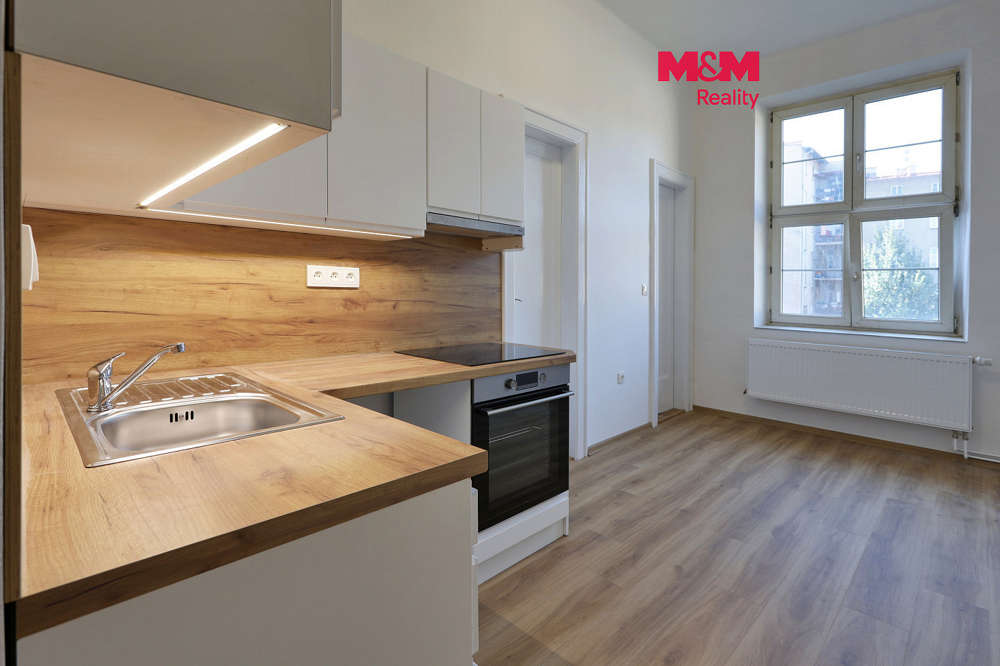 Pronájem bytu 4+1 105 m² – fotografie 2