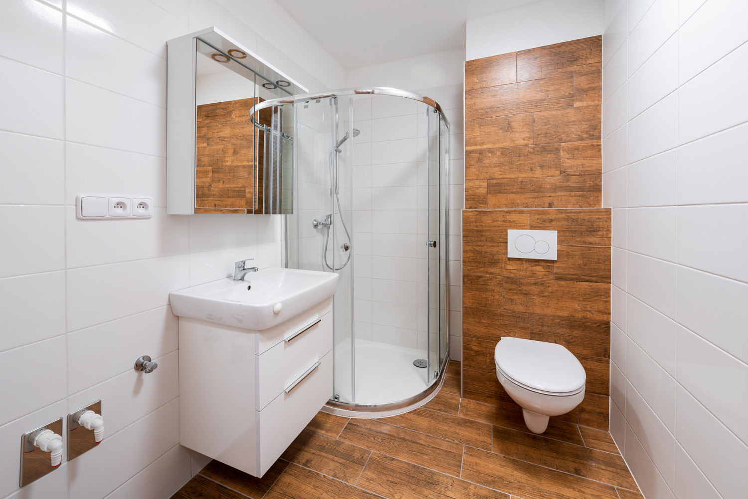 Pronájem bytu 1+kk 24 m² – fotografie 4