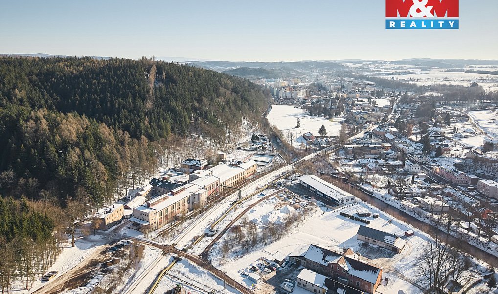 Prodej výrobních prostor 1 667 m², Trutnov – náhled fotky 13