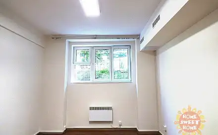 Pronájem kanceláře 35 m², Užocká, Praha 10 - Vršovice