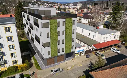 Prodej nájemního domu, činžáku 1 300 m², Ševcovská, Zlín