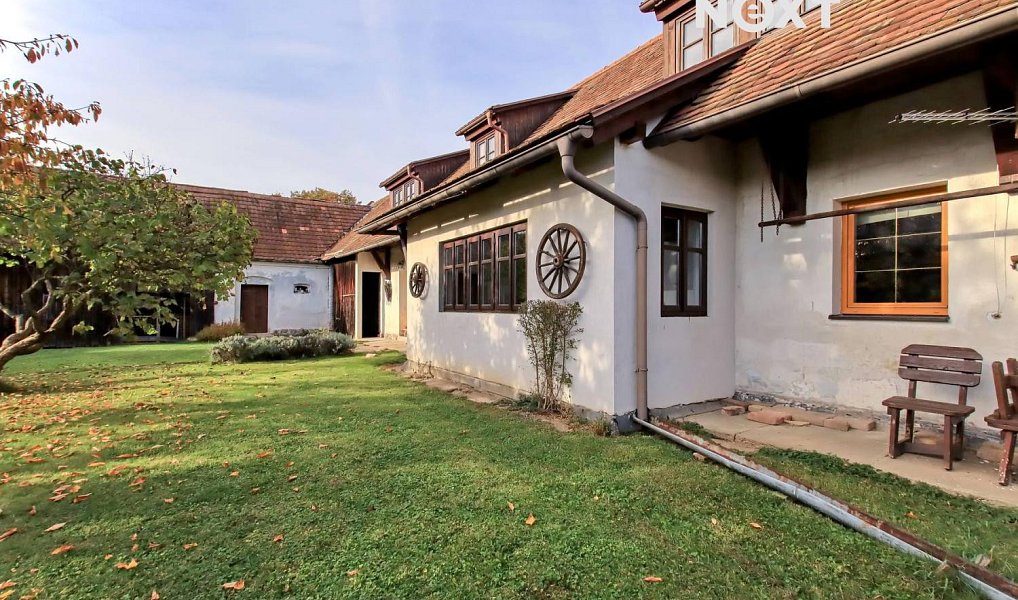 Prodej domu 180 m² s pozemkem 699 m², Jeníkovice – náhled fotky 2