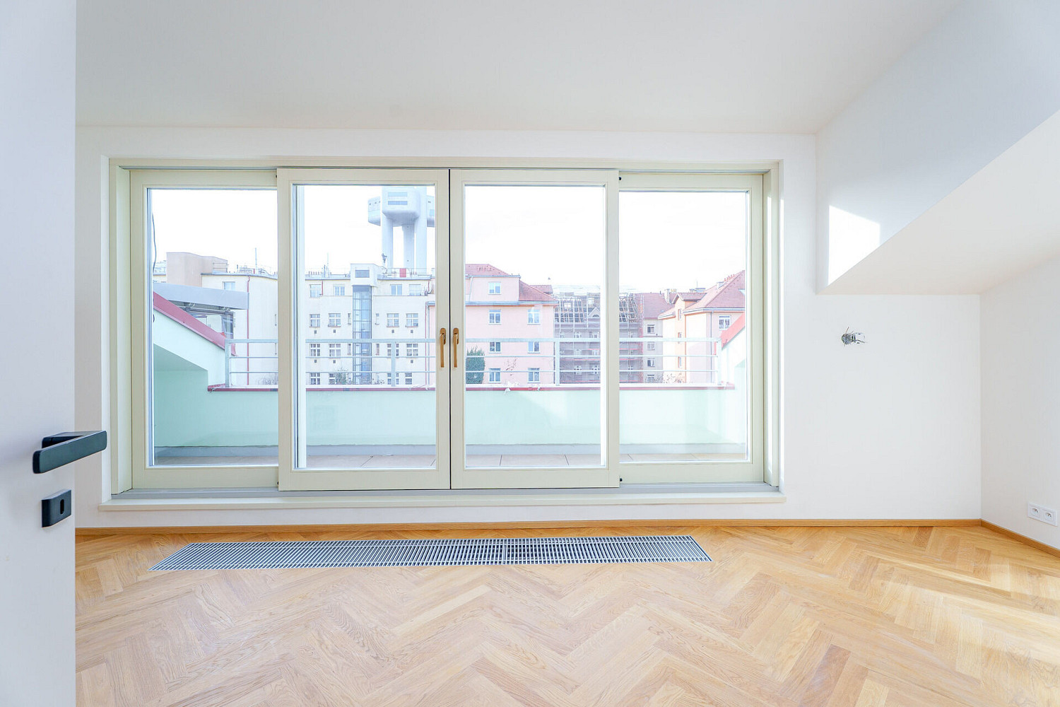 Prodej bytu 3+kk 81 m² – fotografie 3