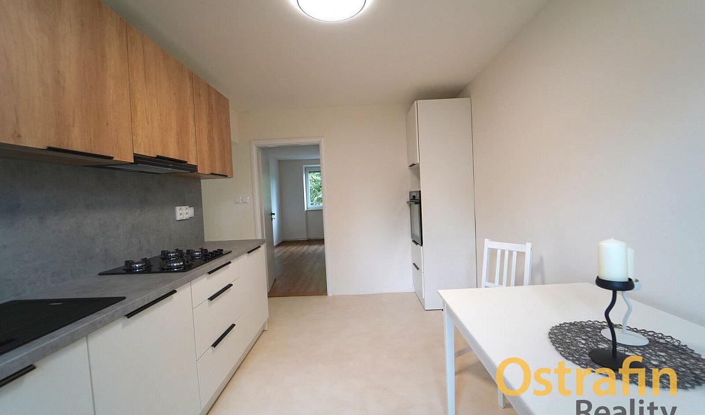 Prodej bytu 3+1 70 m², Studénka – náhled fotky 2