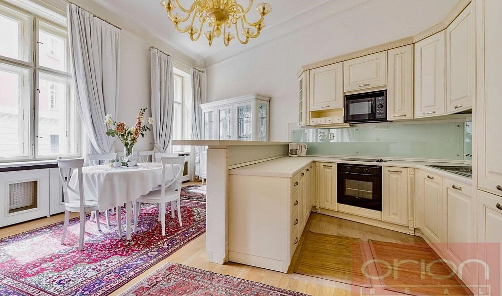 Pronájem bytu 4+kk 122 m², Praha – náhled fotky 2