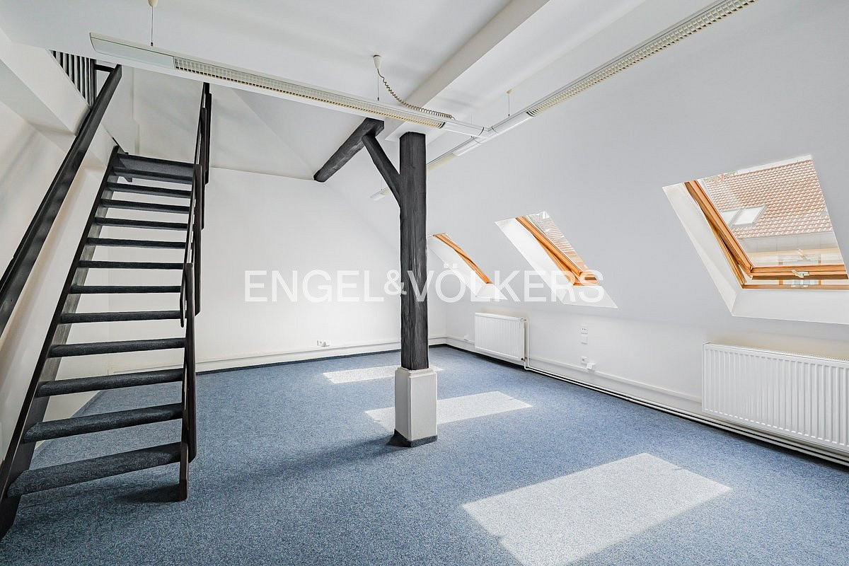 Pronájem kanceláře 115 m² – fotografie 5