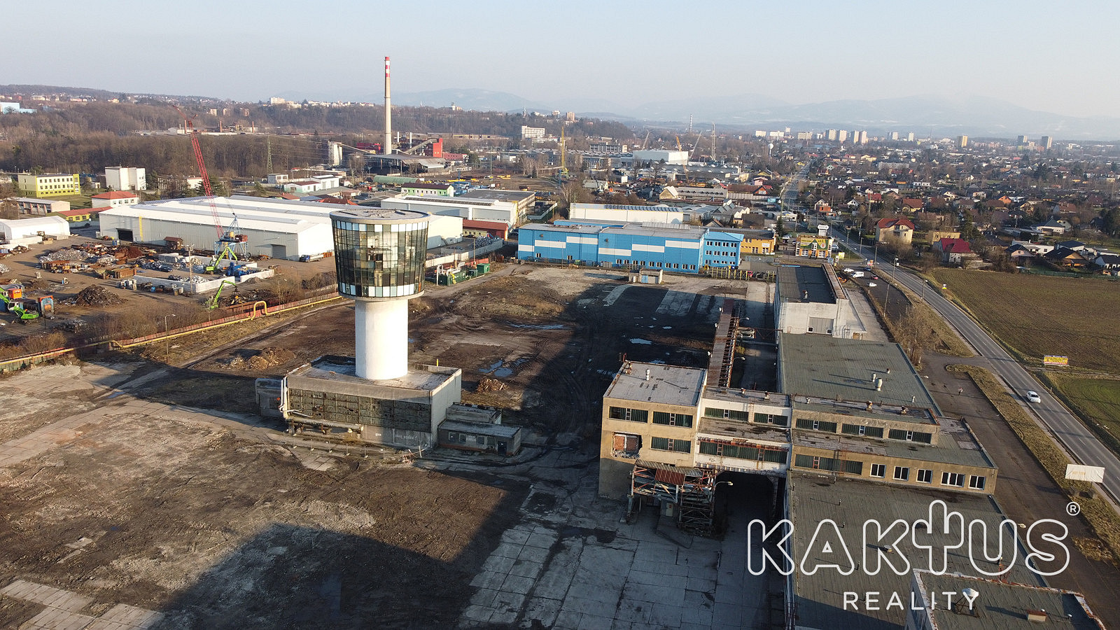 Pronájem komerčního objektu (jiného typu) 8 000 m² – fotografie 2