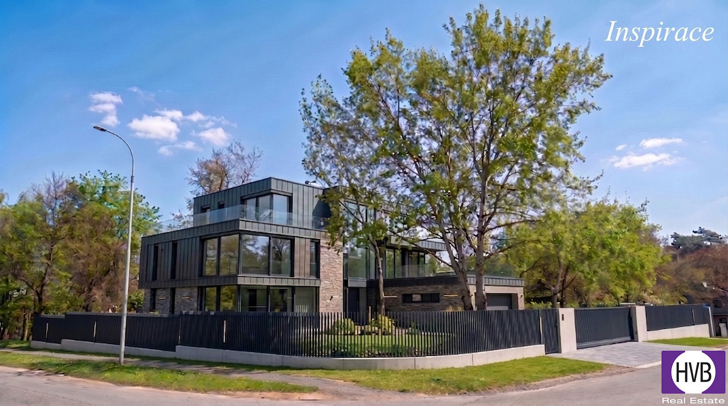 Prodej stavebního pozemku 924 m²