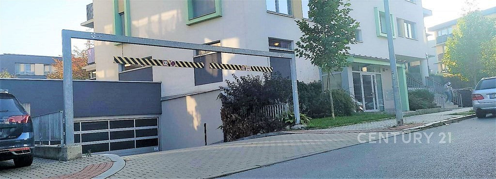 Garážové stání na prodej Praha 3, ul. Olgy Havlové (Žižkov) – pohled 4