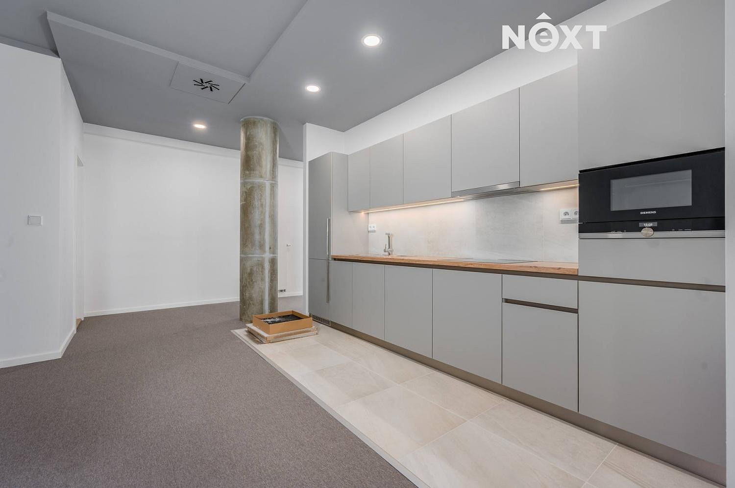Pronájem kanceláře 351 m² — photo 4
