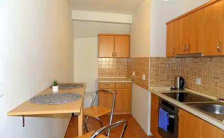 Pronájem bytu 2+kk 35 m²