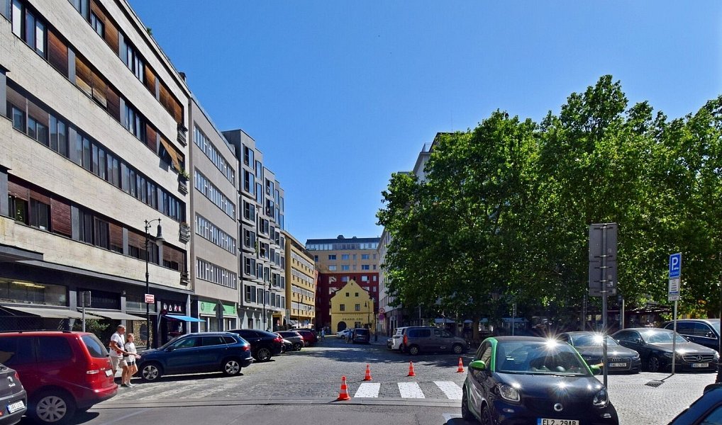 Pronájem bytu 1+1 37 m², Praha – náhled fotky 9